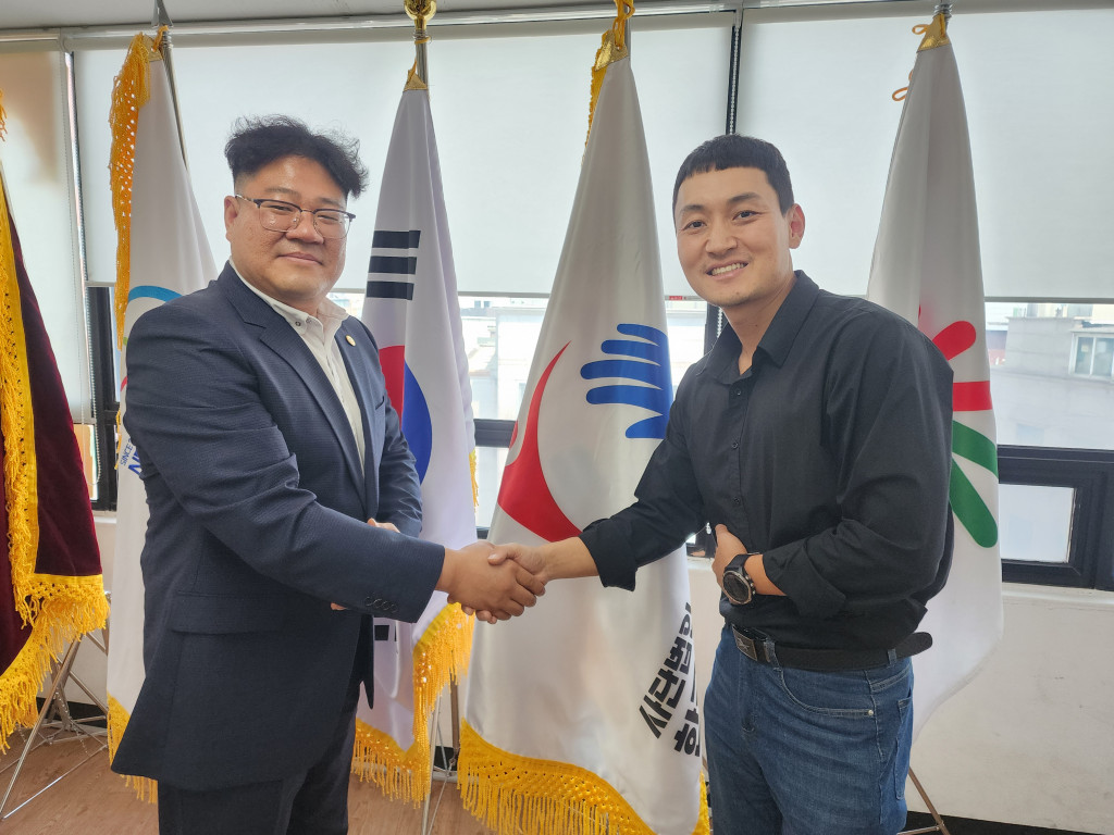 가라데연맹 방문 면담 (1).jpg