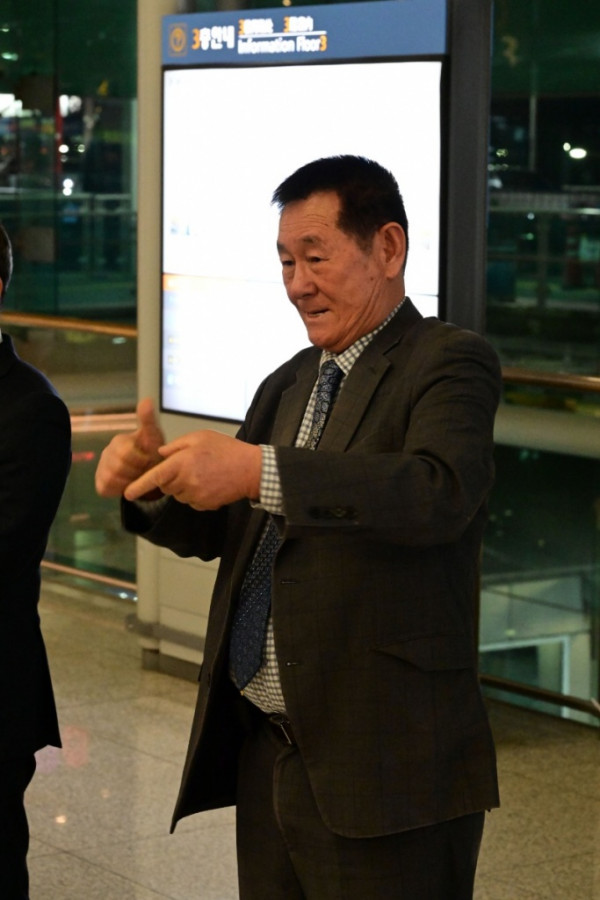 20240227_인천국제공항 제1터미널 3층_출영식_(한국농아인스포츠연맹 이종학 회장) (4).jpg