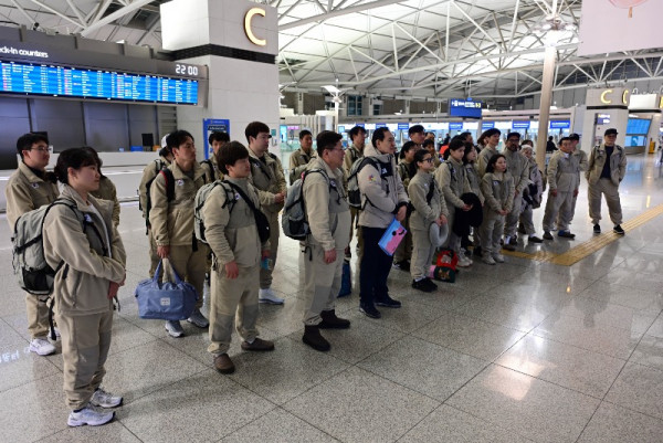 20240227_인천국제공항 제1터미널 3층_출영식_선수단 (3).jpg